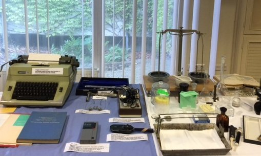 „Nyitnikék” - Empátia az ápolásban szakmai kiállítás 01